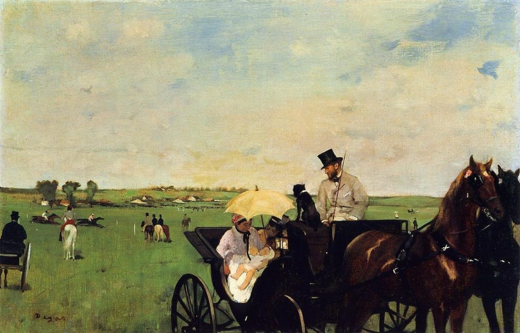 On a large green field, where riders and wandering aristocrats are placed, a horse-drawn carriage carries two women and a child. In the background there are tents that can be parsed.
